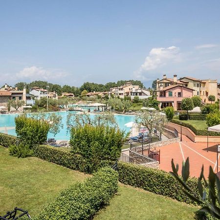 Maloma Apartment Peschiera del Garda Luaran gambar