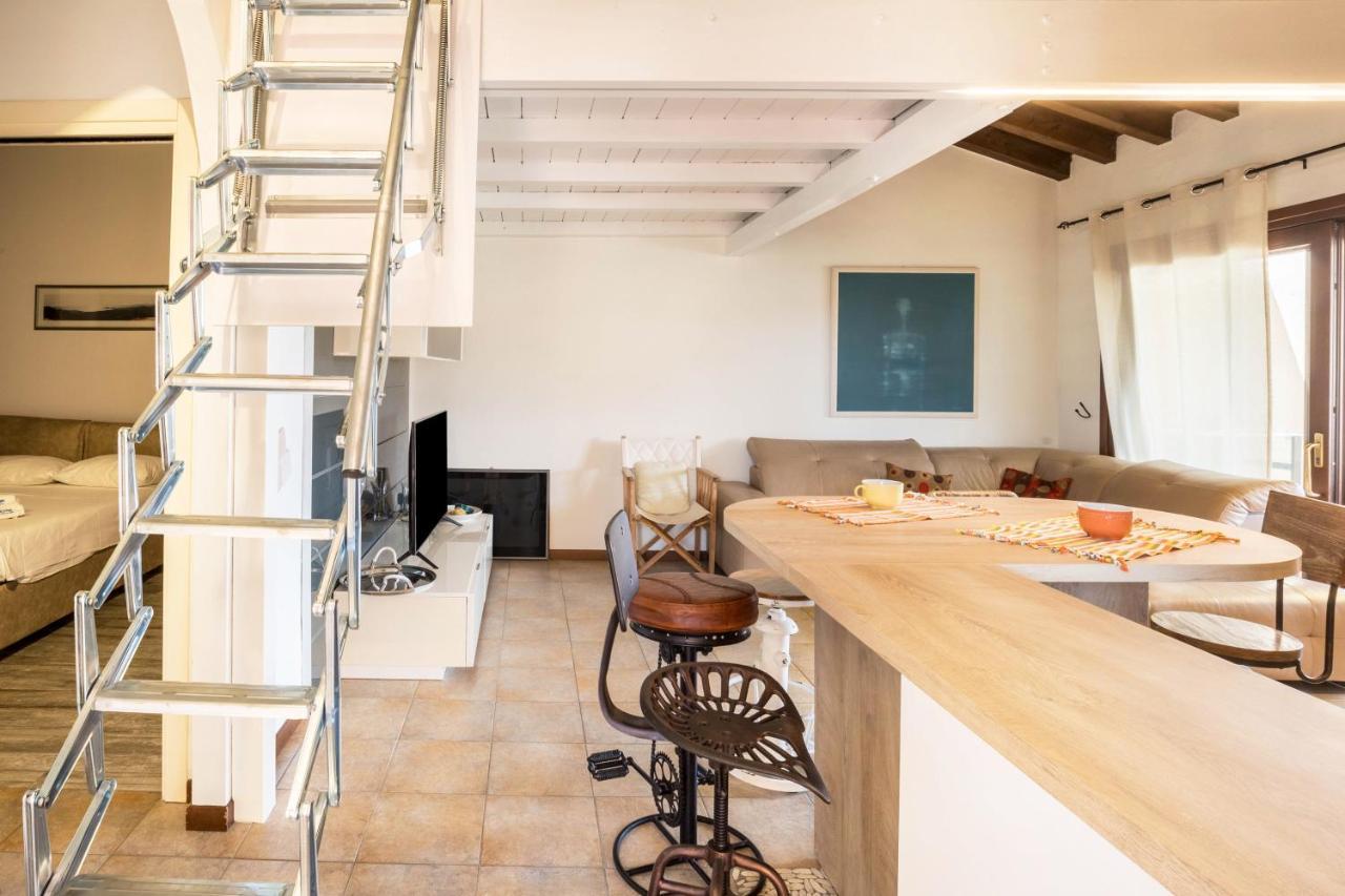 Maloma Apartment Peschiera del Garda Luaran gambar
